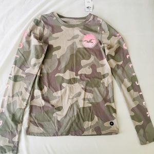 Hollister Graphic Tee